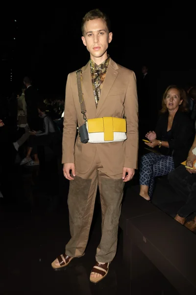 Look 2
